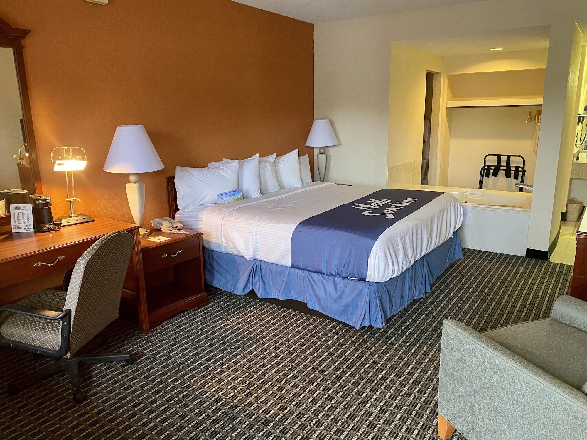 Days Inn By Wyndham Morehead Εξωτερικό φωτογραφία