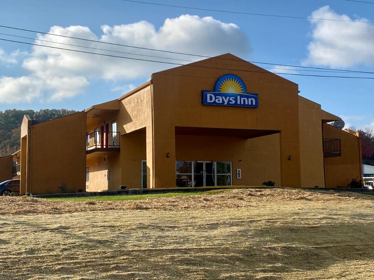 Days Inn By Wyndham Morehead Εξωτερικό φωτογραφία